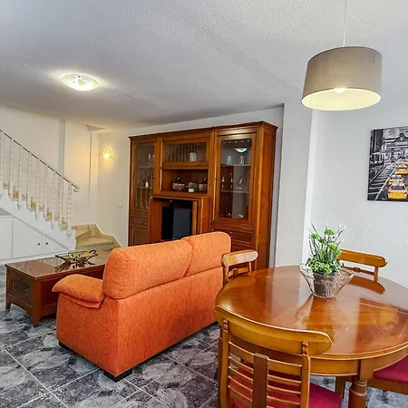 El Delfin Apartament *