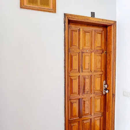 El Delfin Apartment